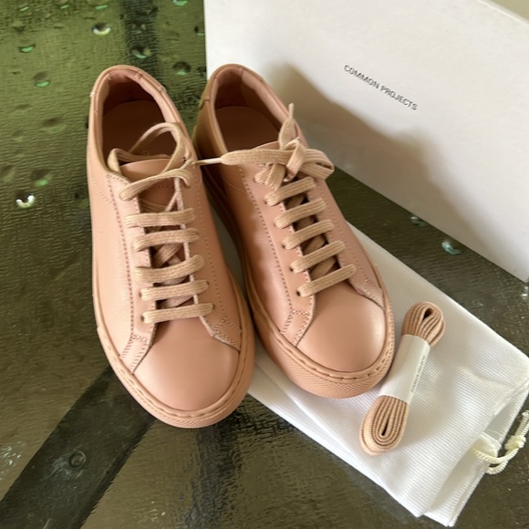 Common Projects Kid Sneakers - Picture 5 of 11